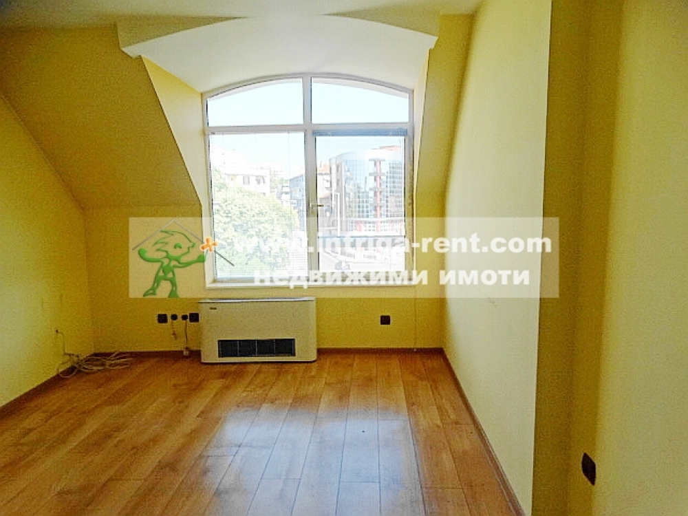 Two separate offices for rent — together or separately, located in the central part of the town of Haskovo.