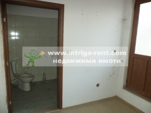 Commercial properties - Shops - newly built for rent / sale in Lyuben Karavelov neighborhood, Haskovo.