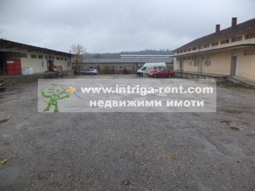Commercial premises - Warehouses for industrial and food goods for sale / for rent in the Eastern Industrial Zone, Haskovo.