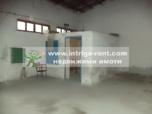 Commercial premises - Warehouses for industrial and food goods for sale / for rent in the Eastern Industrial Zone, Haskovo.