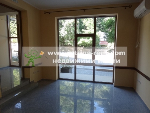 Commercial premises – Representative office/agency for rent in the center of Haskovo.
