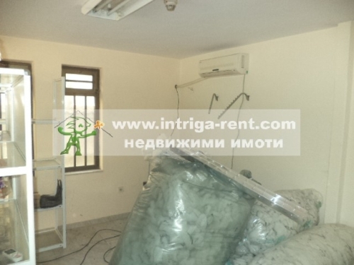 PRICE REDUCED!!! Commercial property - production/commercial premises/shop in the Uchilishni neighborhood, Haskovo.