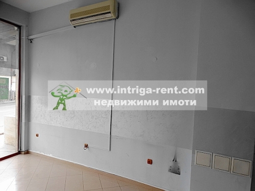 Industrial goods shop for rent, located in the prime city centre of Haskovo.