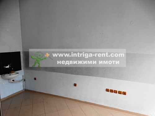 Industrial goods shop for rent, located in the prime city centre of Haskovo.