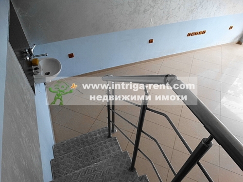 Industrial goods shop for rent, located in the prime city centre of Haskovo.