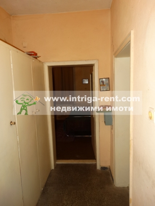 Rural property - Solid, exceptionally sturdy single-story family house, farm buildings, together with a large yard in the village of Varbitsa, Dimitrovgrad Municipality, Haskovo Province.