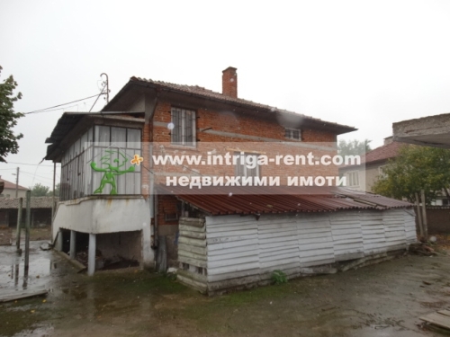 Rural property - Solid, exceptionally sturdy single-story family house, farm buildings, together with a large yard in the village of Varbitsa, Dimitrovgrad Municipality, Haskovo Province.