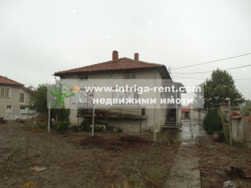 Rural property - Solid, exceptionally sturdy single-story family house, farm buildings, together with a large yard in the village of Varbitsa, Dimitrovgrad Municipality, Haskovo Province.