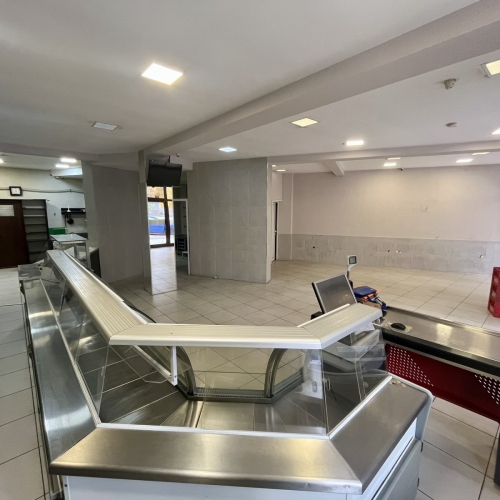 READY BUSINESS MODEL!!! Fully equipped commercial premises for rent, representing a shop for food and non-food goods - new construction, located in the Uchilishni district of the city of Haskovo.