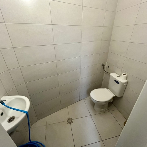 READY BUSINESS MODEL!!! Fully equipped commercial premises for rent, representing a shop for food and non-food goods - new construction, located in the Uchilishni district of the city of Haskovo.