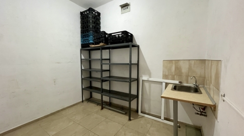 Your new business home: a unique grocery store in Haskovo!