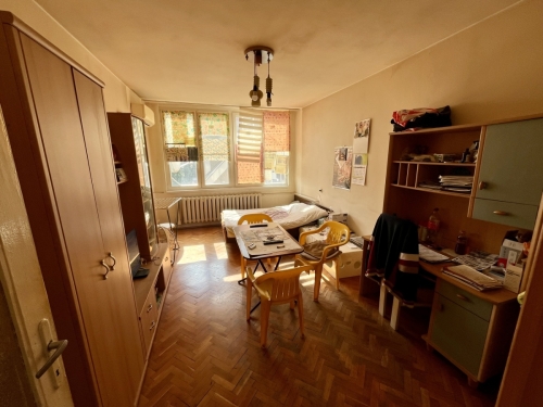 What you have been looking for is already on the market – a large and functional home!