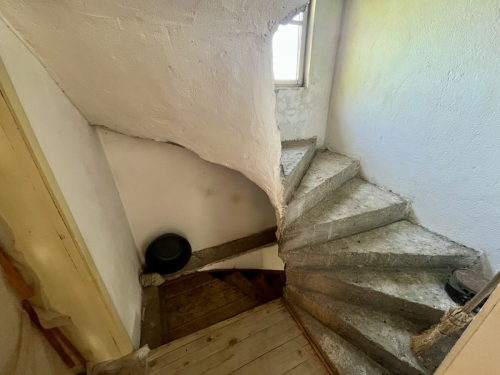EXCLUSIVE! Solid-built house with a large yard and agricultural outbuildings for sale in the village of Dinevo, Haskovo region.