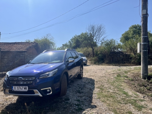 EXCLUSIVE! Solid-built house with a large yard and agricultural outbuildings for sale in the village of Dinevo, Haskovo region.