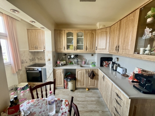 Save Time and Skip the Renovations: Move-In Ready One-Bedroom Apartment in an Insulated Building!