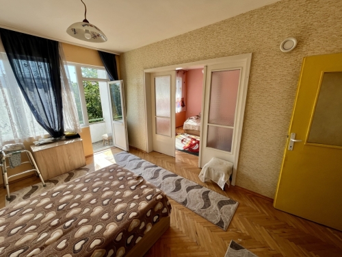 INTRIGUING, TOP PRICE, TOP LOCATION!!! Four-room monolithic apartment located in the prime center of Haskovo.