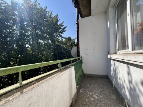 INTRIGUING, TOP PRICE, TOP LOCATION!!! Four-room monolithic apartment located in the prime center of Haskovo.