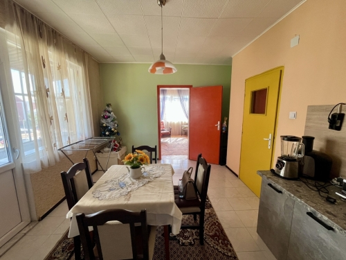 INTRIGUING, TOP PRICE, TOP LOCATION!!! Four-room monolithic apartment located in the prime center of Haskovo.