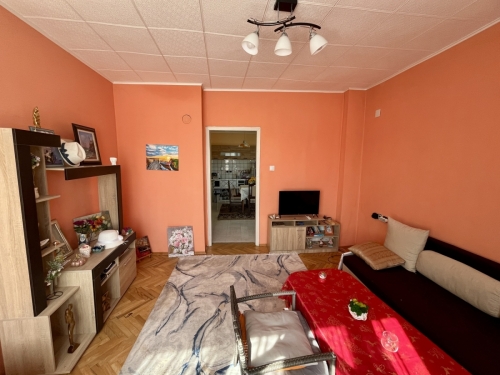 INTRIGUING, TOP PRICE, TOP LOCATION!!! Four-room monolithic apartment located in the prime center of Haskovo.