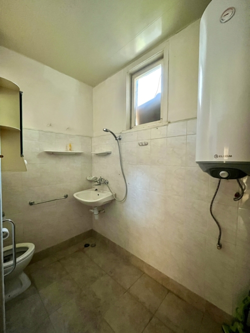 Three-Bedroom Apartment for Rent – Detached Floor of a House in the Ideal Center of Haskovo