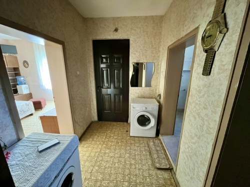 Three-Bedroom Apartment for Rent – Detached Floor of a House in the Ideal Center of Haskovo