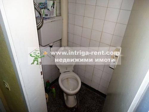 Spacious monolithic apartment for rent, constituting an independent floor of a housing cooperative (ZhSK), located in the Voivodski neighborhood, Haskovo.
