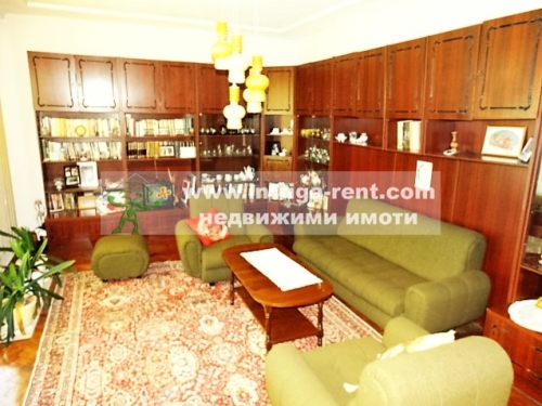 Spacious monolithic apartment for rent, constituting an independent floor of a housing cooperative (ZhSK), located in the Voivodski neighborhood, Haskovo.