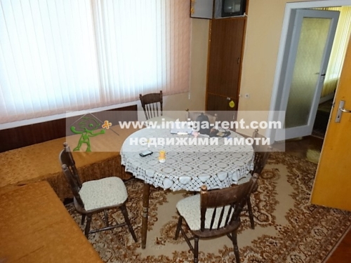 Spacious monolithic apartment for rent, constituting an independent floor of a housing cooperative (ZhSK), located in the Voivodski neighborhood, Haskovo.