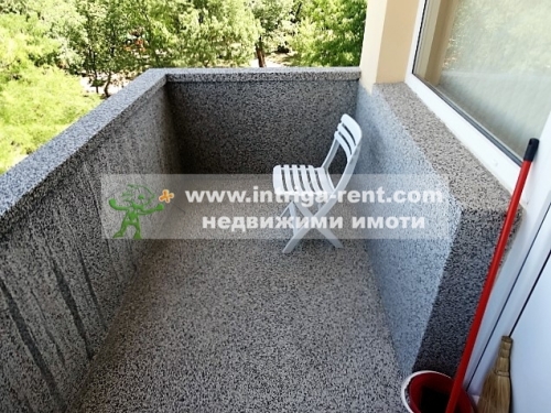Spacious monolithic apartment for rent, constituting an independent floor of a housing cooperative (ZhSK), located in the Voivodski neighborhood, Haskovo.