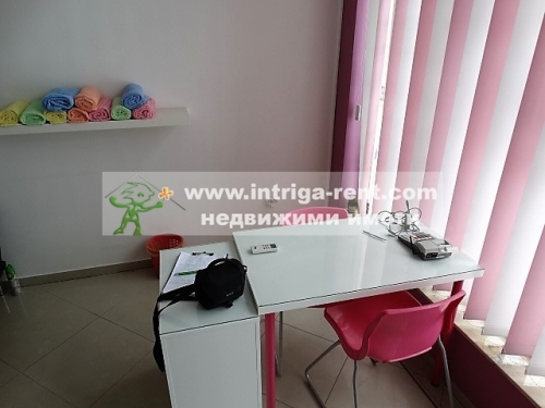 Commercial premises for rent, a BEAUTY STUDIO, located in the prime city center of Haskovo.