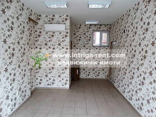 Commercial premises for rent, comprising a shop for industrial goods, located in the central part of the city of Haskovo.