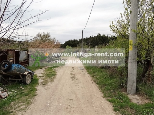 A land parcel located adjacent to the regulatory boundaries of the city of Haskovo, situated in the Kuba neighborhood and bordering the Kenana neighborhood, Haskovo.