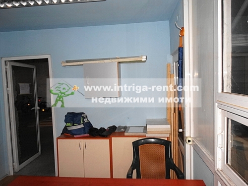 Production and warehouse premises for rent, together with an adjacent yard, located in the South Industrial Zone of the city of Haskovo.