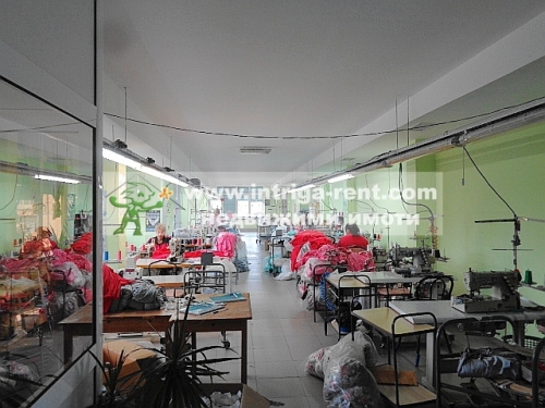 EXCLUSIVE FOR SALE!!! Operating, fully equipped sewing factory with an adjoining residential section, located in the town of Dimitrovgrad, Haskovo province.