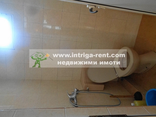 EXCLUSIVE FOR SALE!!! Operating, fully equipped sewing factory with an adjoining residential section, located in the town of Dimitrovgrad, Haskovo province.