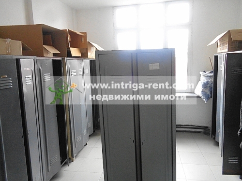 EXCLUSIVE FOR SALE!!! Operating, fully equipped sewing factory with an adjoining residential section, located in the town of Dimitrovgrad, Haskovo province.
