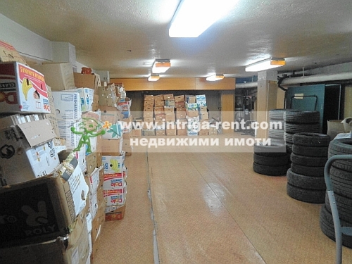 EXCLUSIVE FOR SALE!!! Operating, fully equipped sewing factory with an adjoining residential section, located in the town of Dimitrovgrad, Haskovo province.