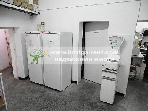 Commercial premises for rent, consisting of a PUBLIC CATERING RESTAURANT, located in the Orfey district of Haskovo.