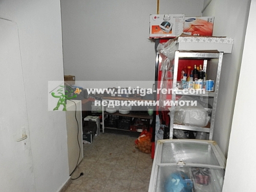 Commercial premises for rent, consisting of a PUBLIC CATERING RESTAURANT, located in the Orfey district of Haskovo.