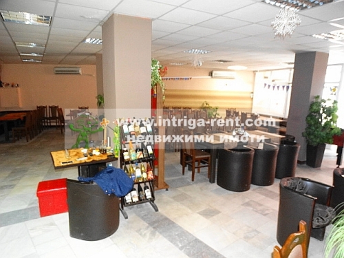 Commercial premises for rent, consisting of a PUBLIC CATERING RESTAURANT, located in the Orfey district of Haskovo.