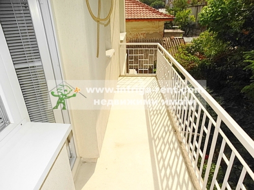 Two-room monolithic apartment for rent located in the Uchilishni neighborhood of Haskovo.