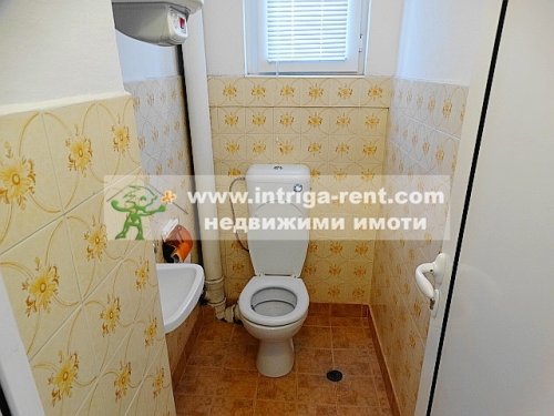 Two-room monolithic apartment for rent located in the Uchilishni neighborhood of Haskovo.