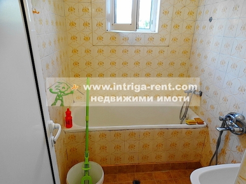 Two-room monolithic apartment for rent located in the Uchilishni neighborhood of Haskovo.