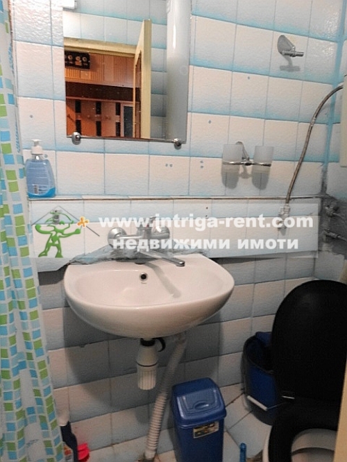 Two-room apartment for rent, located in the Makedonski neighborhood of Haskovo.