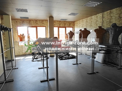 Representative store for industrial goods for rent - new construction, located in the Trakiyski district of Haskovo.