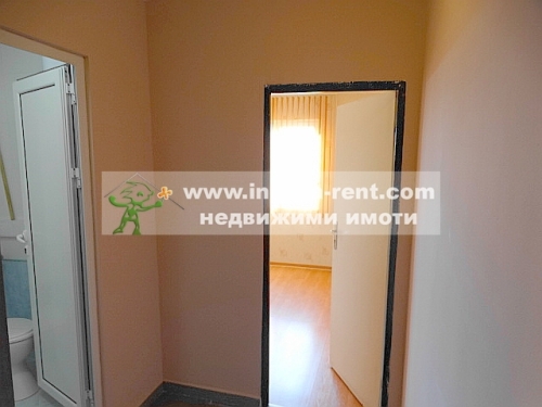Three-room apartment for rent, located in a newly renovated residential building in the elite Lyuben Karavelov neighborhood, Haskovo.