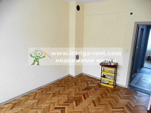 A three-room monolithic apartment with a detached garage located in the central part of the city of Haskovo.