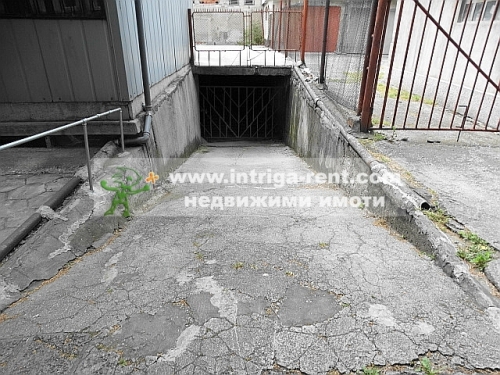 A three-room monolithic apartment with a detached garage located in the central part of the city of Haskovo.
