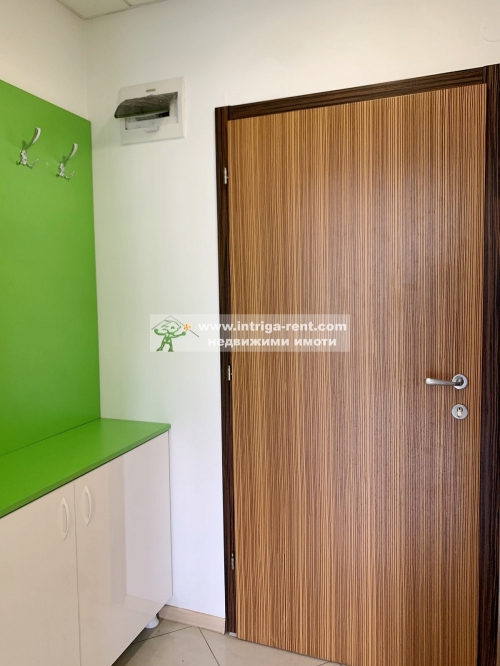 Luxurious, new, fully furnished office for rent, located in the very center of Haskovo.
