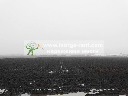 ATTRACTIVE INVESTMENT PROPERTY!!! Plot suitable for industrial-warehouse, manufacturing and administrative development, located in the Northern Industrial Zone of the city of Haskovo.